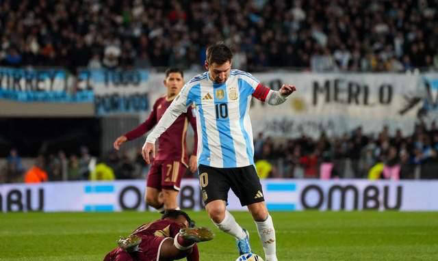 梅西谈足球哲学：世界杯目标卫冕冠军