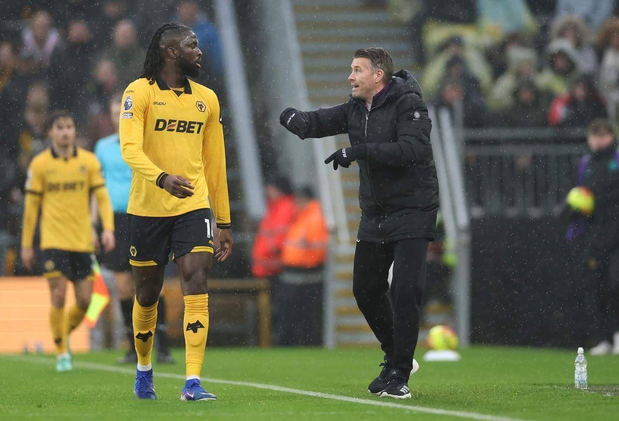 25岁戈麦斯租借狼队，只因信任爱德华兹